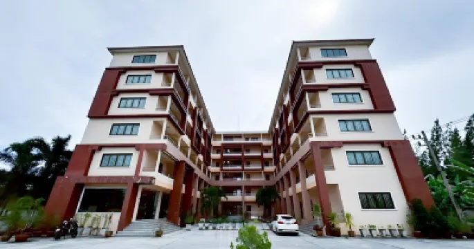 Perfect Place Hotel Hotels near Surat Thani Rajabhat University
