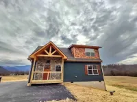 Hoot Haus New Cabin-Mtn Views from Valley-Mesmerizing