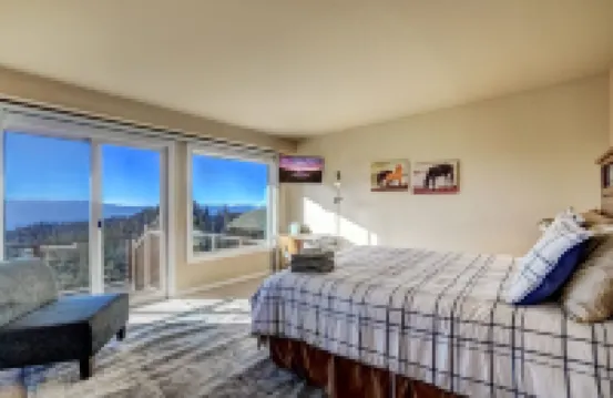 Scenic Escape - Best Views of Lake Tahoe! Hotels in Kingsbury