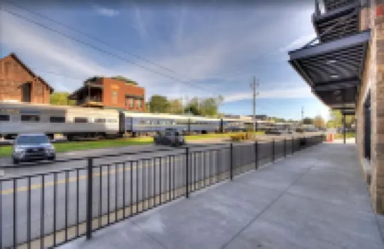 Beautiful condo in downtown Blue Ridge!