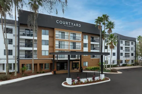 Courtyard Orlando East/UCF Area Hotels in Orange County