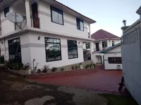 Heaven's woodland home, Cozy 4 BR Marangu kilimanjaro, mt view, Wi-Fi, parking Hotels in Moshi Rural