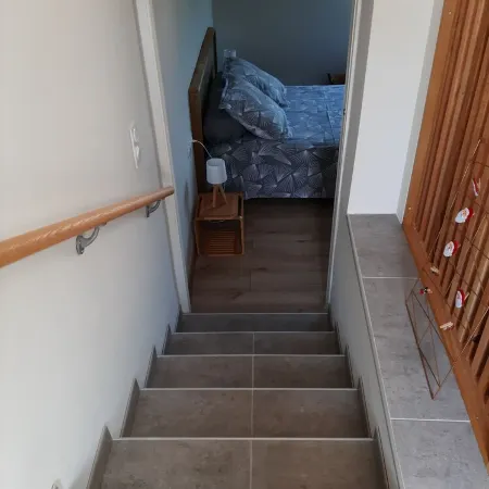 T2 house with small adjoining plot, very nice.