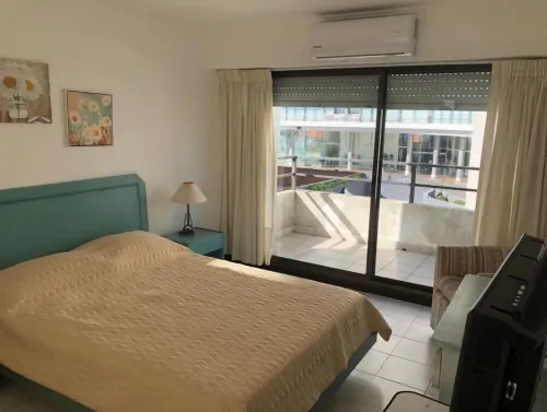 step from the beach,half bolck to the casino nine block to gorlero ave