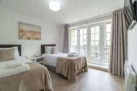 Riverside House - balcony