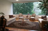 AMPLIO DEPARTAMENTO EN INTERLOMAS