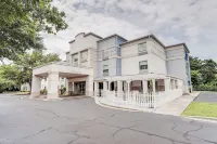 SpringHill Suites Savannah Midtown Hotels near Hunter Army Airfield