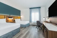 La Quinta Inn & Suites by Wyndham Sherman Hotels in Sherman