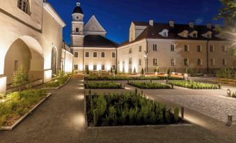 Domus Maria
