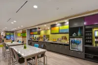 هوم 2 سويتس باي هيلتون بنساكولا 1-10 آت نورث دافيس هوي فنادق في Ferry Pass