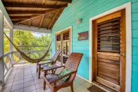 Camp Bay Lodge