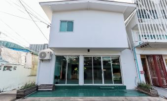 Tiny House Bangson at Bangsue Grand Station