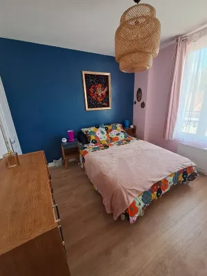 Vintage, 10 min from Disneyland -30 min from Paris- 50m from train station - 30min from CDG airport