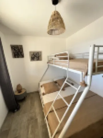 Appartement Avec Grande Terrasse vue mer et Maquis