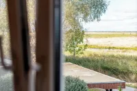 App. Wattläufer quiet location in the German-Danish meadows. Pet friendly!