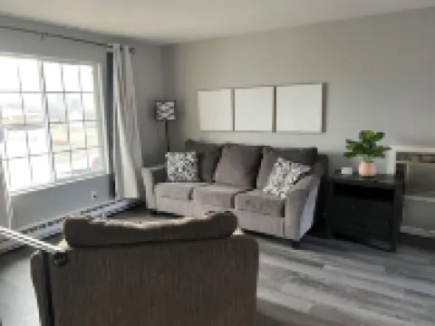 Cozy Okoboji Lake House, 2 blocks from attractions