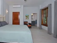 Vacation home in Roatan Hotels in First Bight