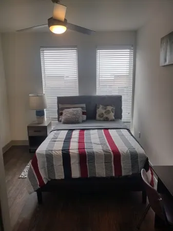 Cozy 1-bedroom apartment in welcoming Addison with fitness room, WiFi