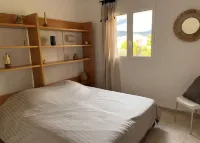 Appartement Spacieux à Santa Giulia vue sur le Maquis, Résidence Avec Piscine