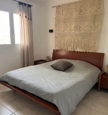 Appartement Spacieux à Santa Giulia vue sur le Maquis, Résidence Avec Piscine