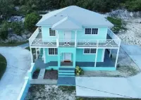 Complete Villa Upstairs, 2 Bedroom. โรงแรมใน