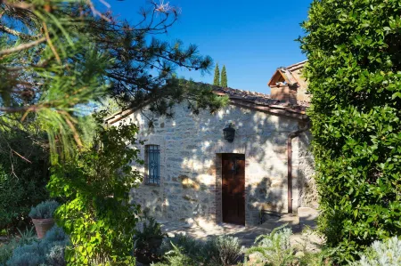 Fattoria Valtellina by Boutique Tuscany Отели рядом с достопримечательностью «San Giusto in Salcio»