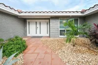 Luxurious Naples Home. Heated Pool. Mins to Beach. 로버 룬 주변 호텔