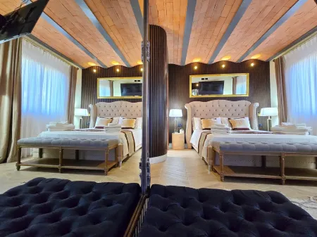 Suite with private outdoor space and garden view