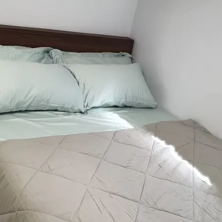 Cozy MountZion 2BR Suite - Londonderry Mall & Henday