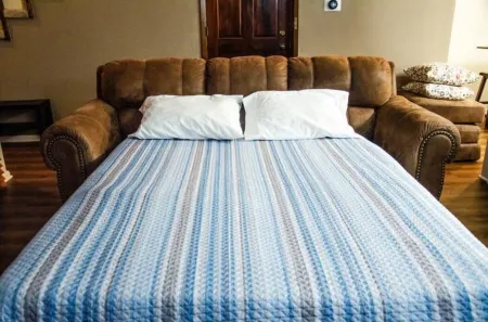 Private 3 Level Colorado Townhouse with 2 Car Garage Parking Отели рядом с достопримечательностью «Медикал Сентер оф Орора»