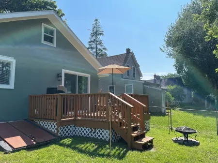 Welcome to “The Seabreeze Lakeside Getaway” in the heart of a true vacation town