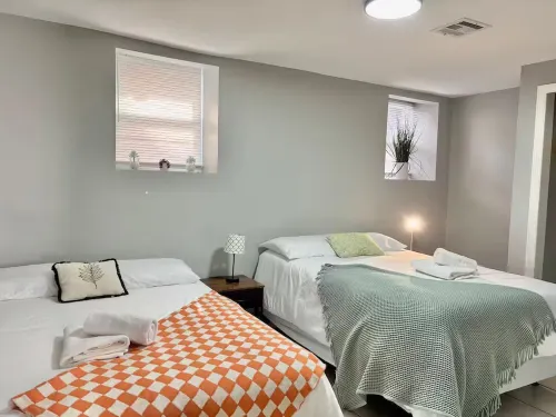 Charming NYC-Themed Retreat in North Bergen – Just Minutes from Midtown!