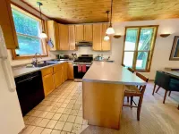 Charming Private Mountain Home