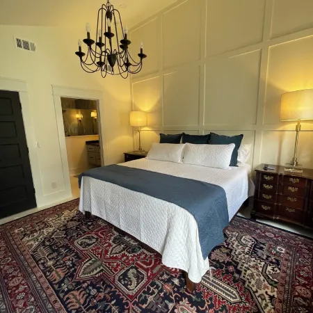 The Carriage House of Corinth is a remodeled home with loads of charm Hotels in Korinth