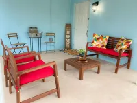 Lovely Miami Apartment with Spacious Backyard! Hotels in Palmetto Estates