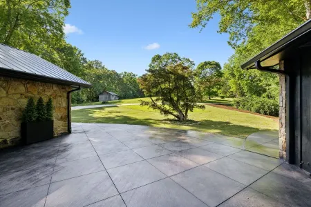 Luxurious lake house on Tim’s Ford Lake