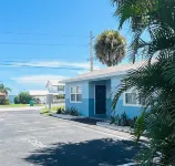 2526 Modern Studio in Historic Area