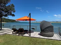 Absolute Waterfront in Ngunguru Hoteles en Ngunguru