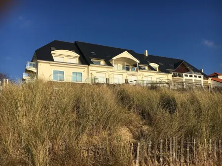 Les Pieds Dans L'eau ! Accès Direct sur la Plage de Bonne Source