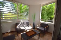 Charming little T2 downtown St-Gilles les bains Các khách sạn ở Saint-Gilles-les Bains