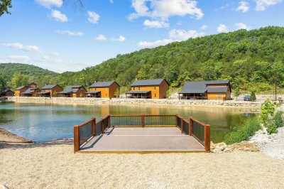 Ledgerock Cabin – Elegant 3BR Retreat in Tall Timbers Resort Hotels near 165 Scenic Overlook