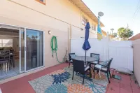 New Fall Rates-Beach in 8 Mins-Smart TVs-Free Parking-Speedway-Golf