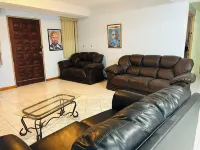 3-bedroom apartment in lovely Portsmouth with WiFi