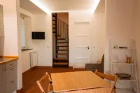 Independent apartment, for relaxing holidays, with views between the sea and Etna