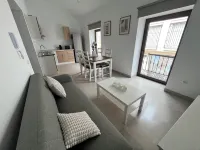 Apartment La Placeta Hotels in Alameda