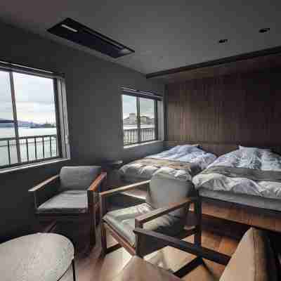 旅館 かつみや KATSUMIYA Rooms