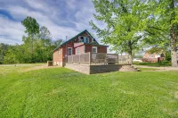 Downtown Hermann Vacation Home Near Wineries! - 2-Star