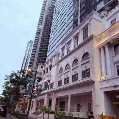 Room-executive Suites 4 Bedroom Condo Up Hotel Exterior