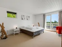 "Albert" - 300m from the sea