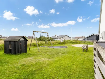 "Hansa" - 300m from the sea